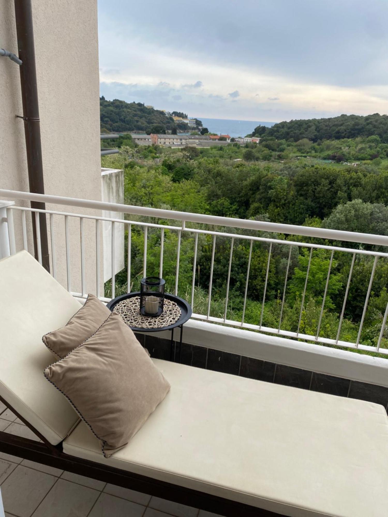 Vista Mare Apartment Pula Exterior photo